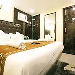 Hotel Onyx Residency 3*