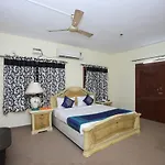 Oyo 935 Palkhee Hotel Mumbai