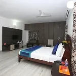 Oyo 935 Palkhee Hotel