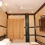 Hira 2* Mumbai