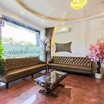 Hotel Guestinn Residency