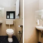 Oyo 935 Palkhee Hotel