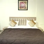 Arista Service Apartments Bandra Kalanagar