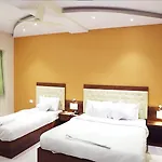 Guest house Golden Hayyath Mumbai