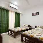 Service In Goregaon West Guest house