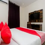 Oyo 24293 Amana International Hotel 3*