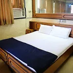 Hotel Happy Mumbai