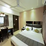 Hotel Manama Mumbai