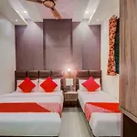 Oyo 42009 A One Hotel Mumbai