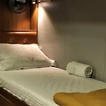 Ag Hostel Mumbai