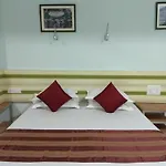 Shubham Parle Hotel Mumbai