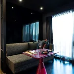 The Park Juhu 4*