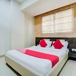 Oyo 45424 Hotel Lakshmi Palace