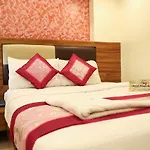 Hotel Plaza Executive - Near Bkc