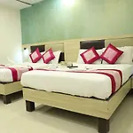 Plaza Executive - Near Bkc 3*