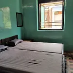 Hebbar's Heritage Hostel Mumbai