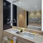 The Park Juhu 4*