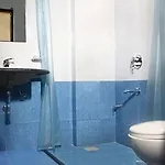 Hotel Treebo Trend Sea Side Mumbai