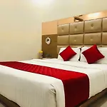 Hotel Guestinn Residency