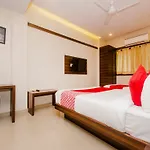 Oyo 14984 Hotel Mumbai International
