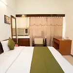 Oyo 8838 Bandra East