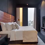 The Park Juhu 4*