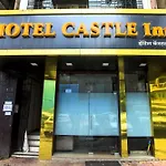 Oyo 77137 Hotle Castle 3*