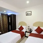 Signature Crest Chandavali