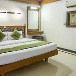 Treebo Trend Sea Side Hotel 3*