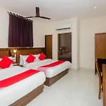 Oyo 24293 Amana International Hotel 3*