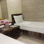 Hotel Guestinn Residency Mumbai