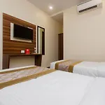 Hotel Axis International