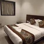 Hotel Flora Suites - Fort