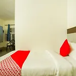 Oyo 43839 Aram Hotel