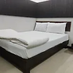 Hotel Pakeeza