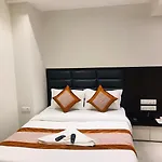 Hotel Flora Suites - Fort