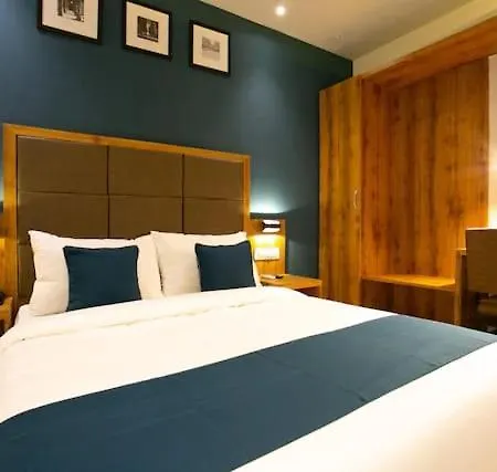 Hotel Astros Mumbai