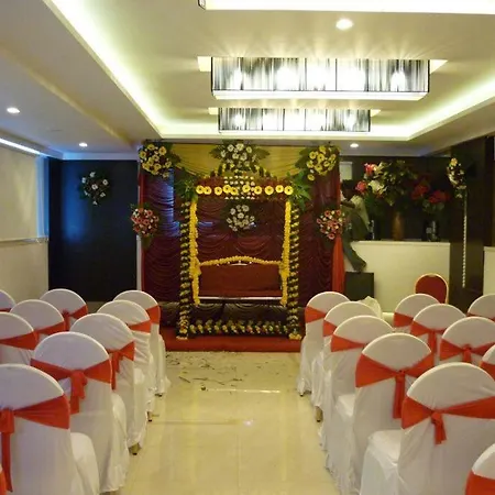 Sampoorna Hotel 3*