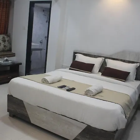 Park Andheri West Hotel