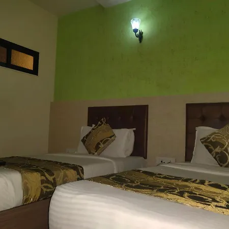 Hotel Golden Nest Popular Residency