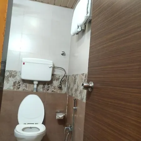 Golden Nest Popular Residency 2* Mumbai