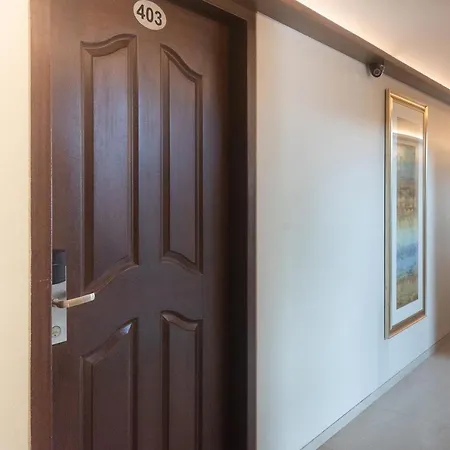 Capital O 618 Maharaja Hotel Hotel Mumbai