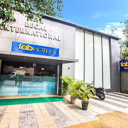 Fabhotel Regal International Hotel