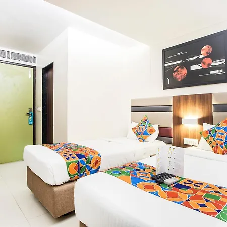 Hotel Fabhotel Regal International 3*