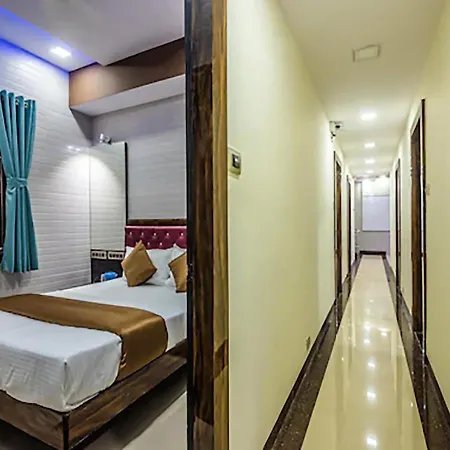 Plaza- Near Byculla Railway Station Hotel