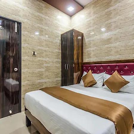 Plaza- Near Byculla Railway Station Hotel