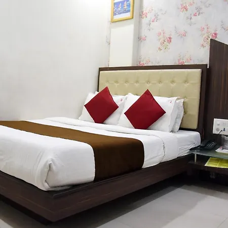 Sanjary Palace 3*