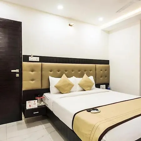Bkc Palace 2*