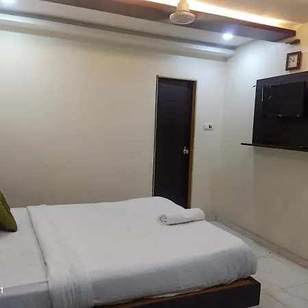 Hotel Bkc Palace