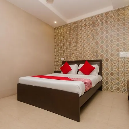 Oyo 6371 Abrol Hotel Mumbai